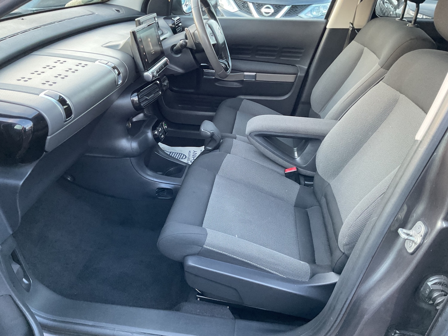 Used Citroen C4 Cactus 2017 for sale - 76785475: Photo 45