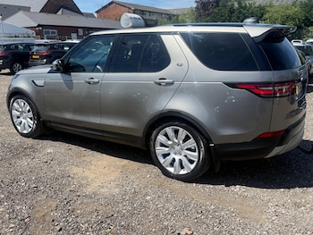 Used Land Rover Discovery 2017 for sale - 78728117: Photo