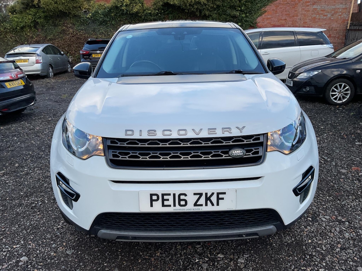 Used Land Rover Discovery Sport 2016 for sale - 76965059: Photo 3