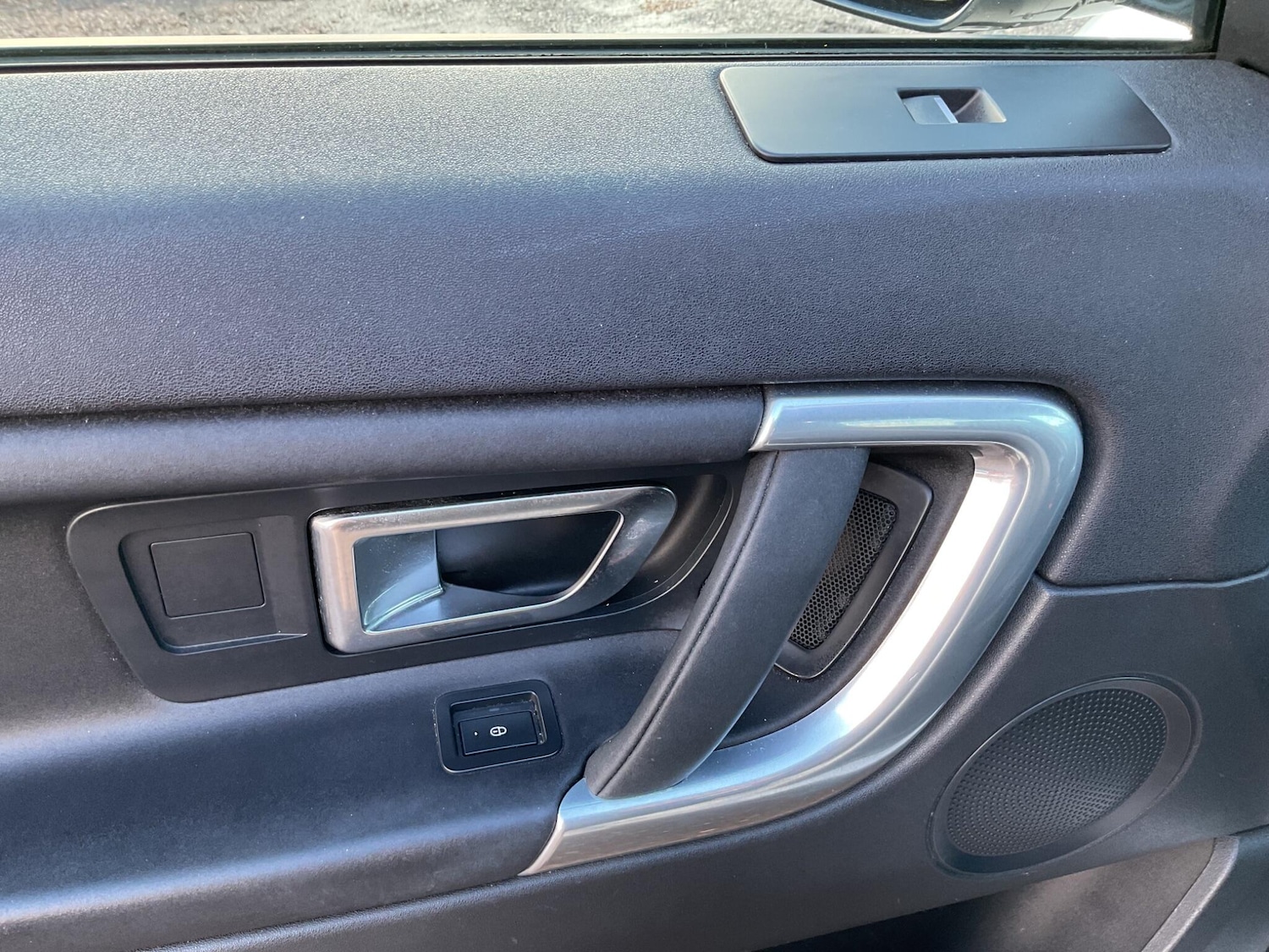 Used Land Rover Discovery Sport 2016 for sale - 76965059: Photo 35