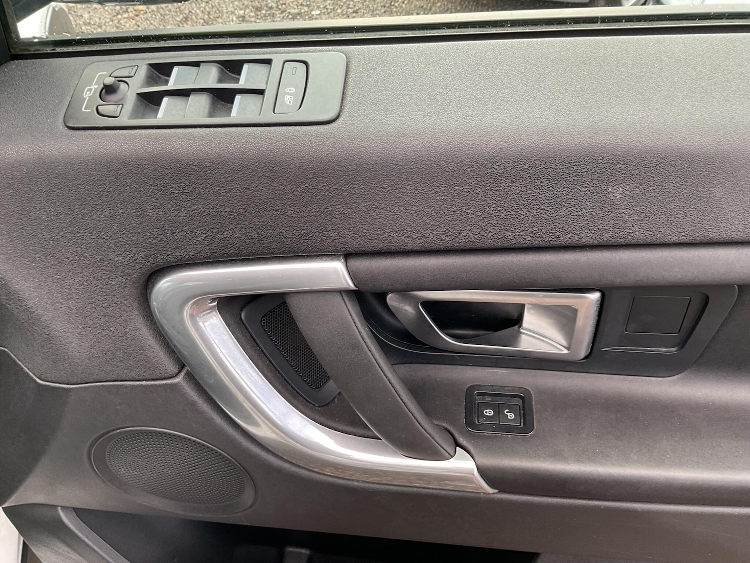 Used Land Rover Discovery Sport 2016 for sale - 76965059: Photo 36