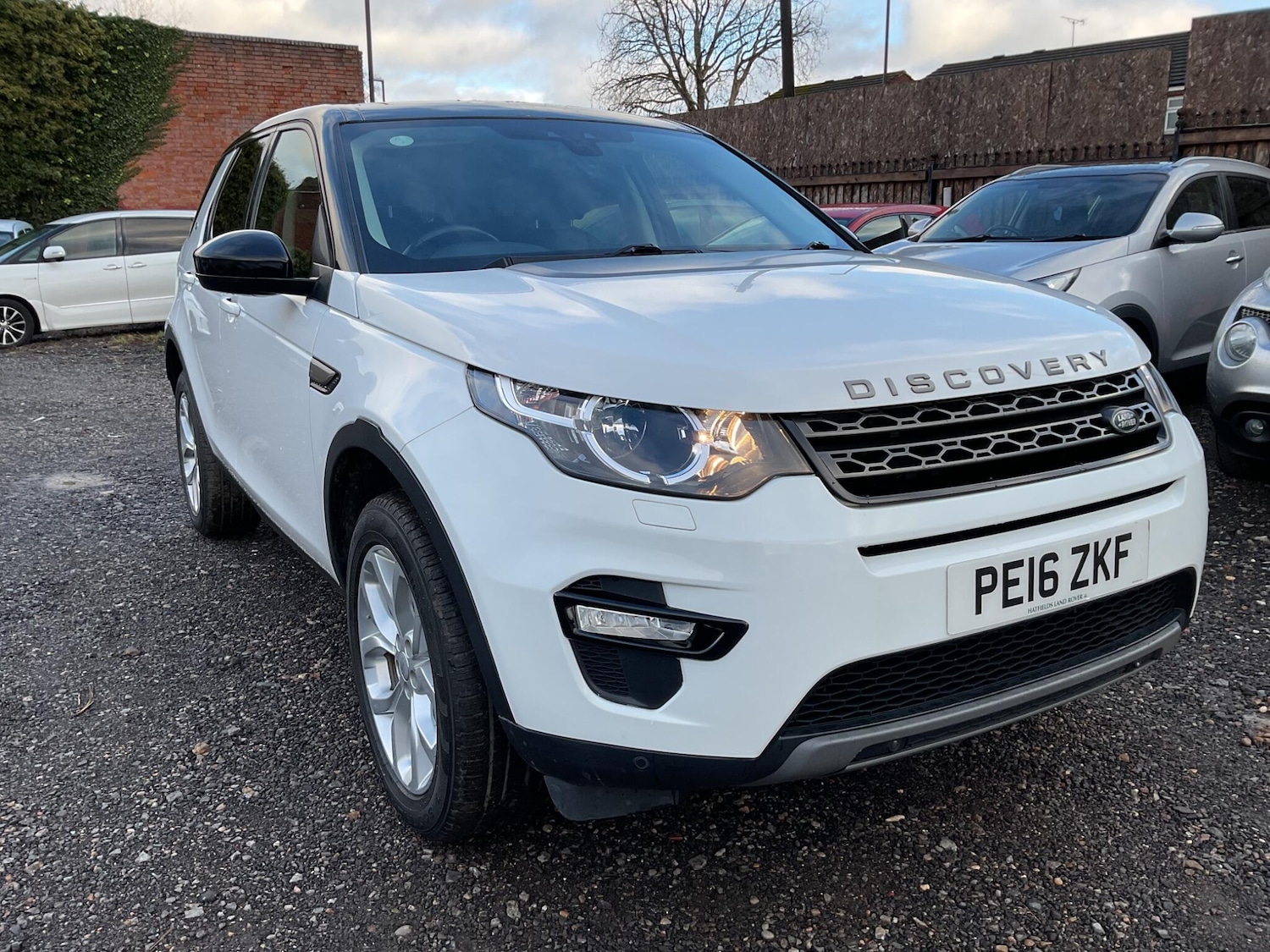 Used Land Rover Discovery Sport 2016 for sale - 76965059: Photo 9