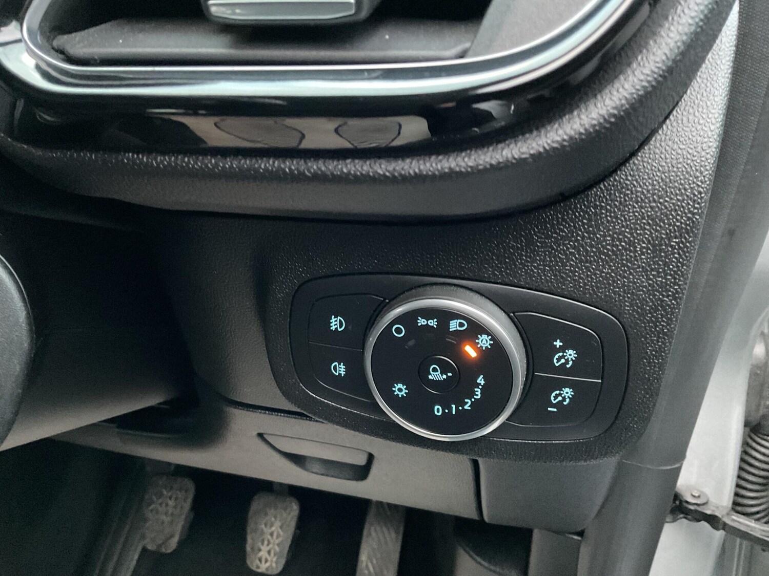 Used Ford Fiesta for sale - 76701610: Photo 25