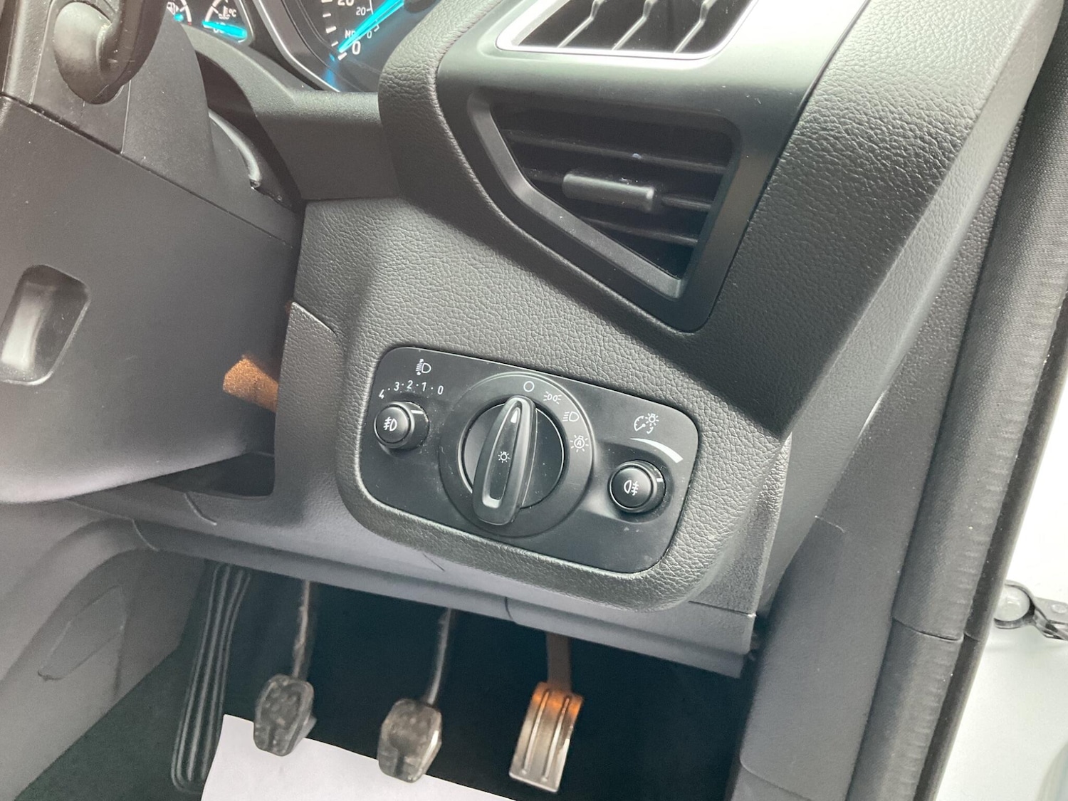 Used Ford Kuga 2019 for sale - 77400615: Photo 28