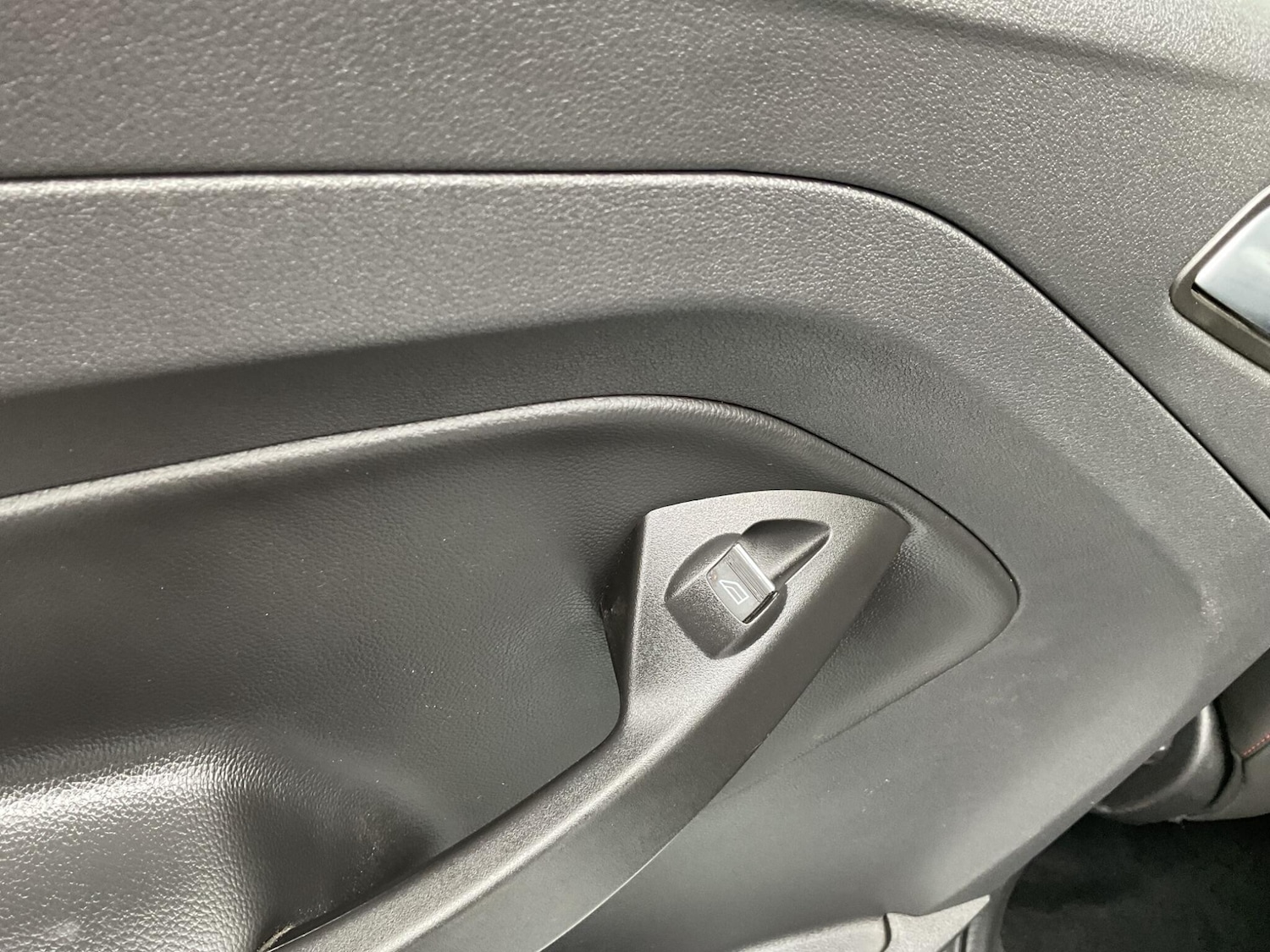 Used Ford Kuga 2019 for sale - 77400615: Photo 30