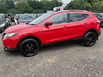 Used Nissan Qashqai 2015 for sale - 79807632: Photo