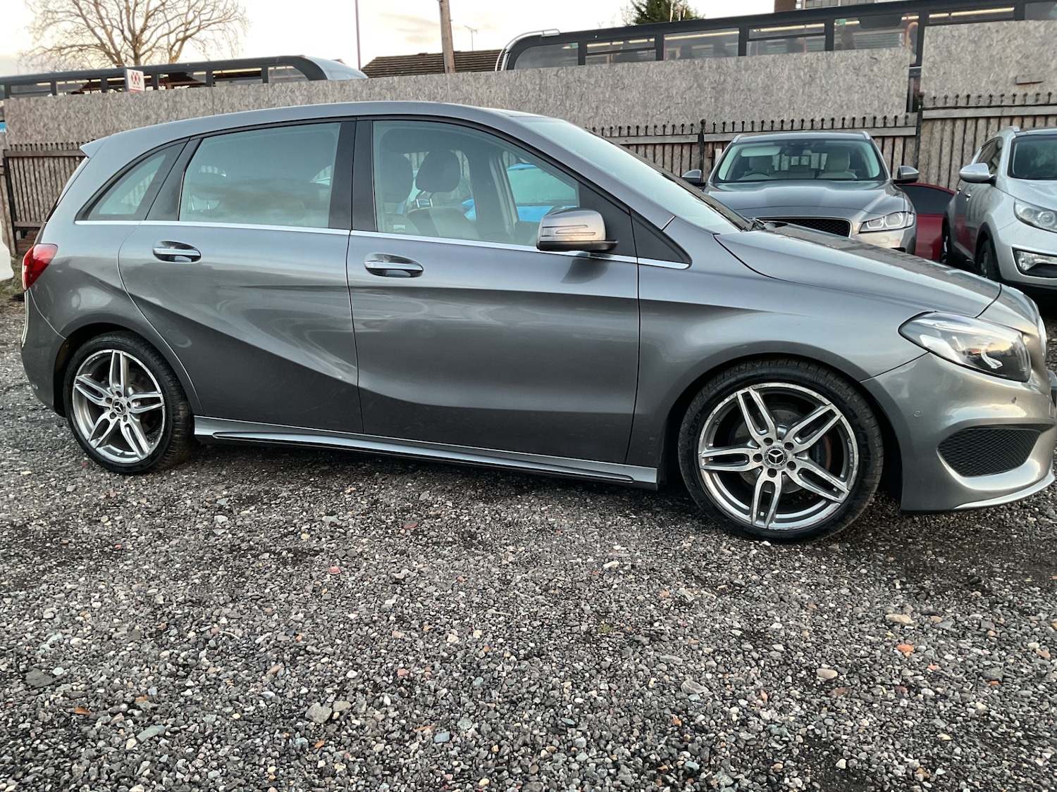 Used Mercedes-Benz B Class 2017 for sale - 76726031: Photo 8