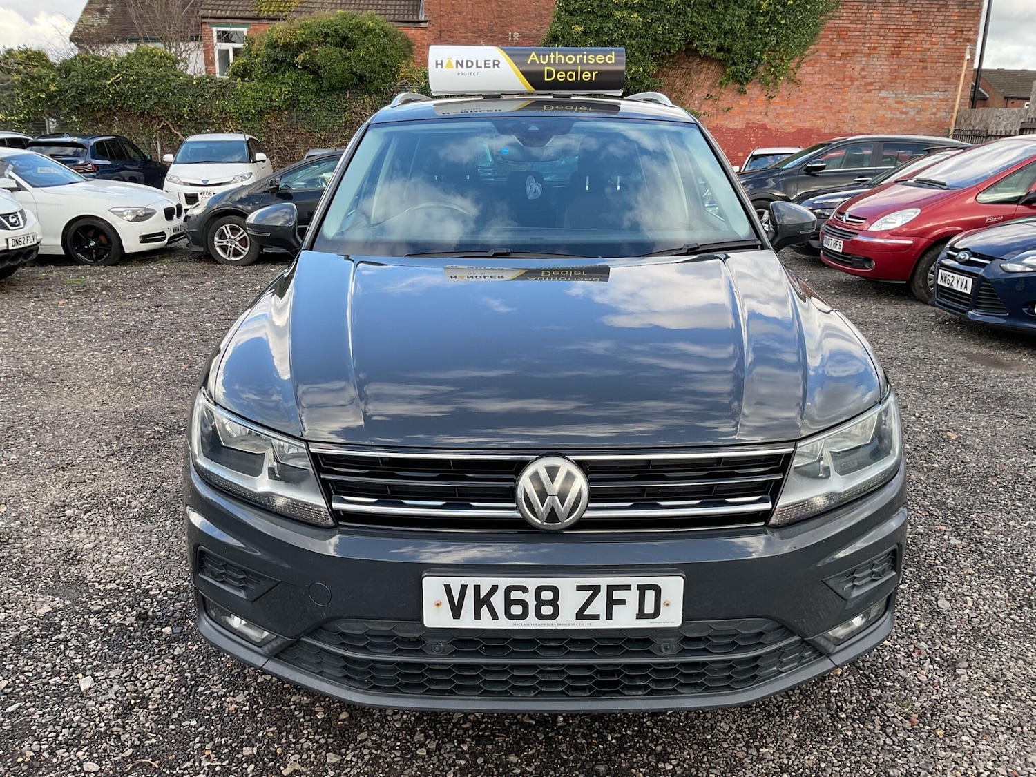 Used Volkswagen Tiguan for sale - 77710476: Photo 2