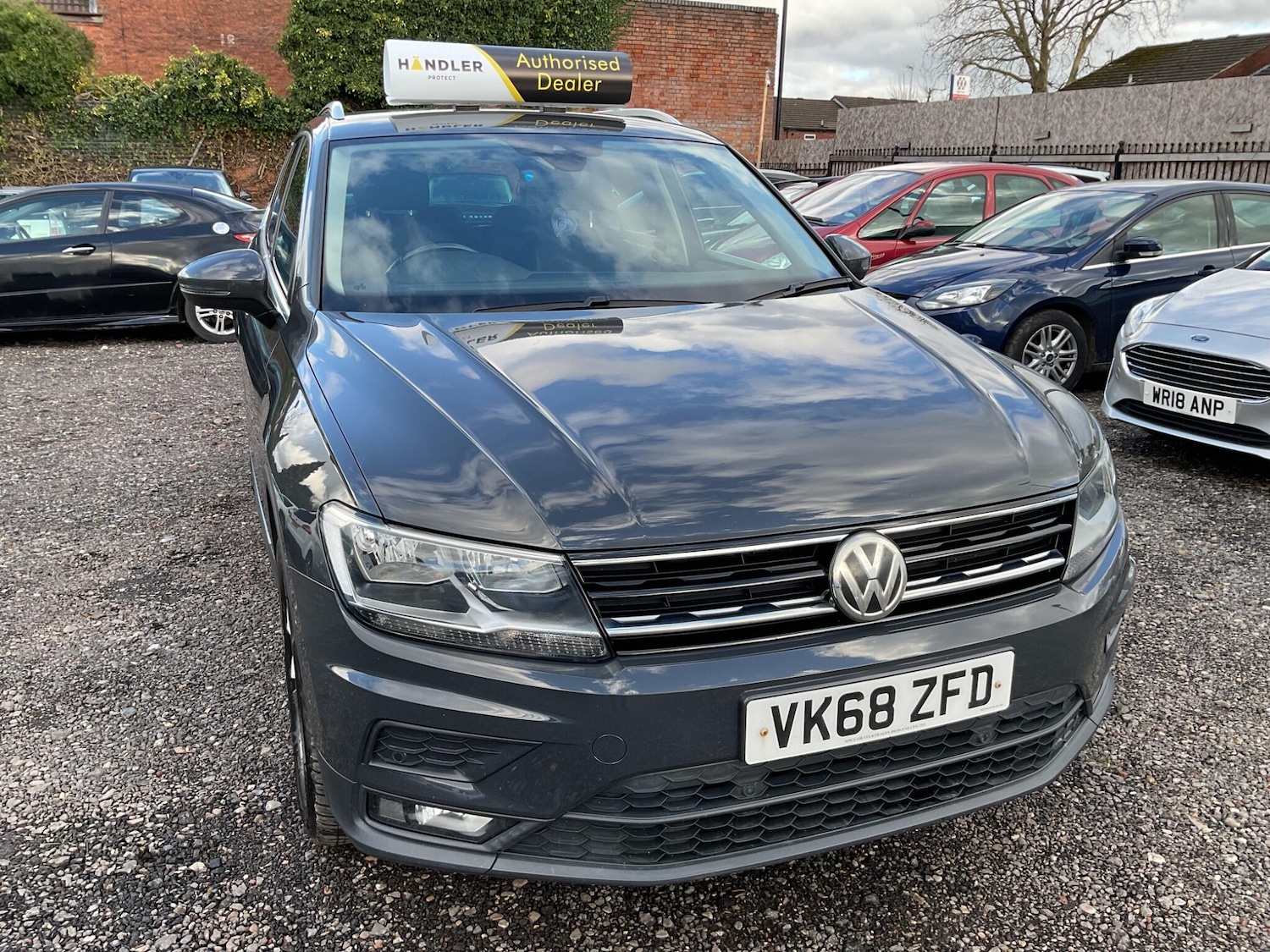 Used Volkswagen Tiguan for sale - 77710476: Photo 5