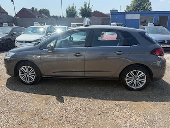 Used Citroen C4 2015 for sale - 79192117: Photo