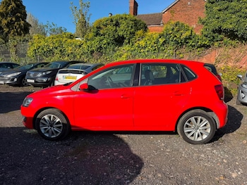 Used Volkswagen Polo 2012 for sale - 79440549: Photo