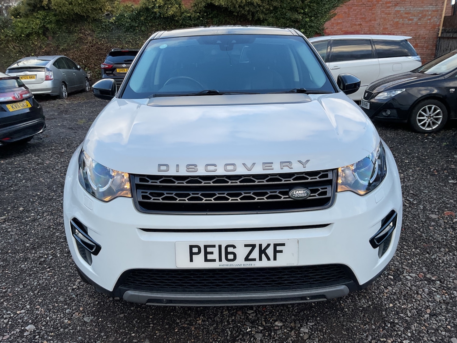 Used Land Rover Discovery Sport 2016 for sale - 76750578: Photo 1