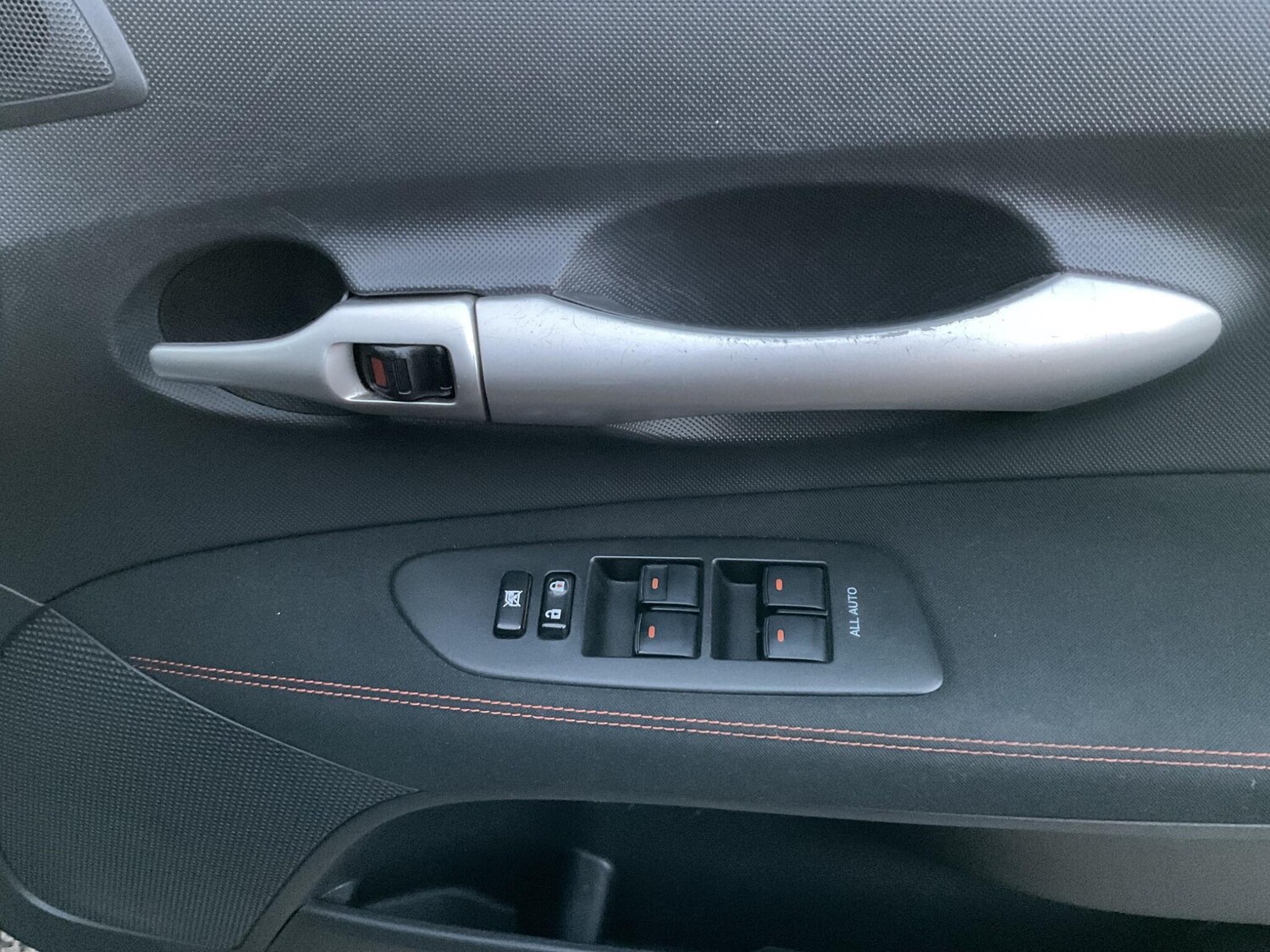 Used Toyota Auris for sale - 76701326: Photo 21