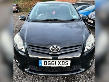 Used Toyota Auris 2011 for sale - 76701326: Photo