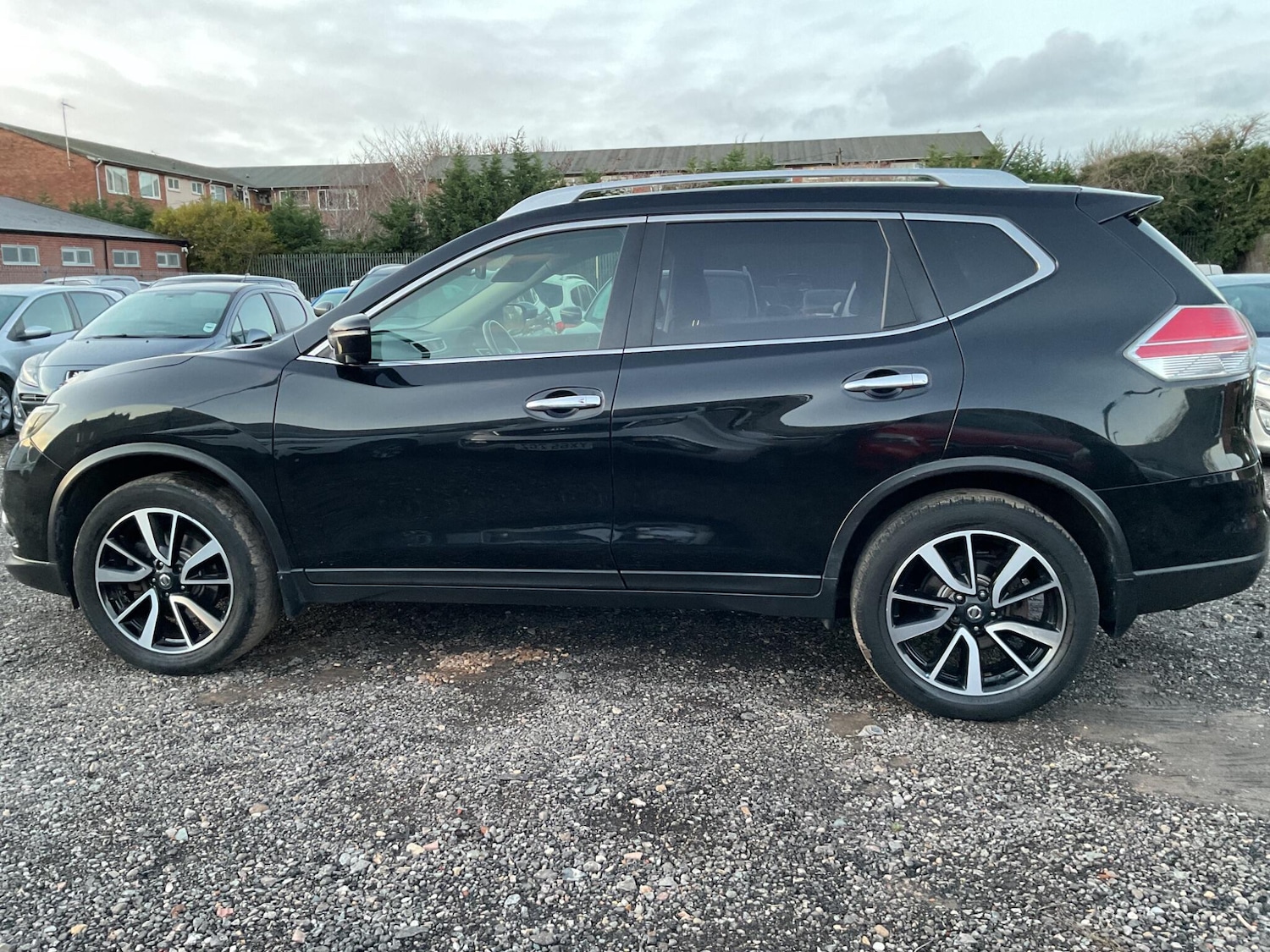 Used Nissan X-Trail 2017 for sale - 76942492: Photo 10