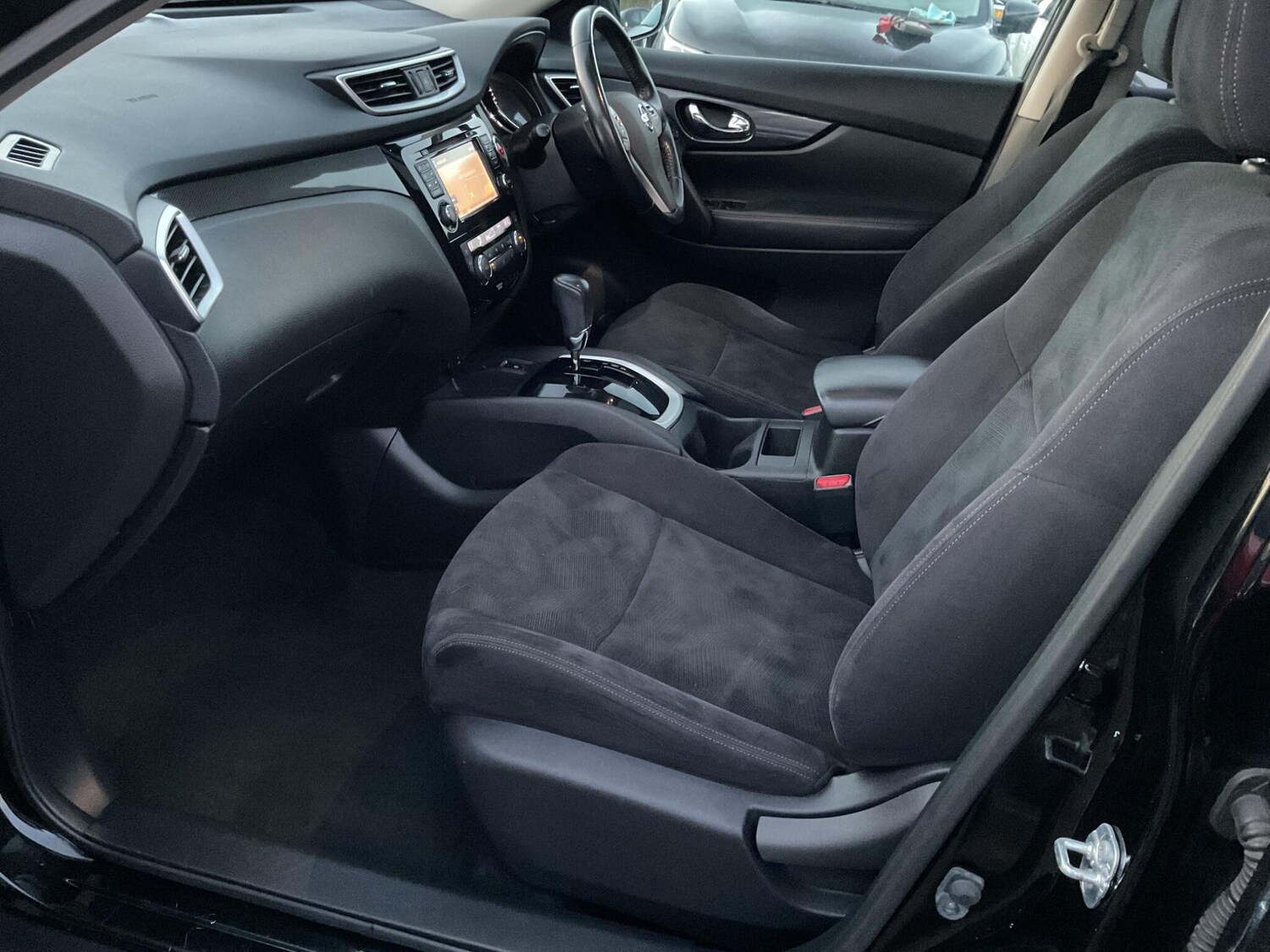 Used Nissan X-Trail 2017 for sale - 76942492: Photo 59