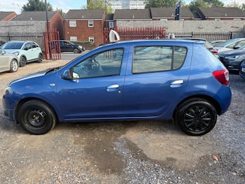 Used Dacia Sandero 2013 for sale - 79794382: Photo