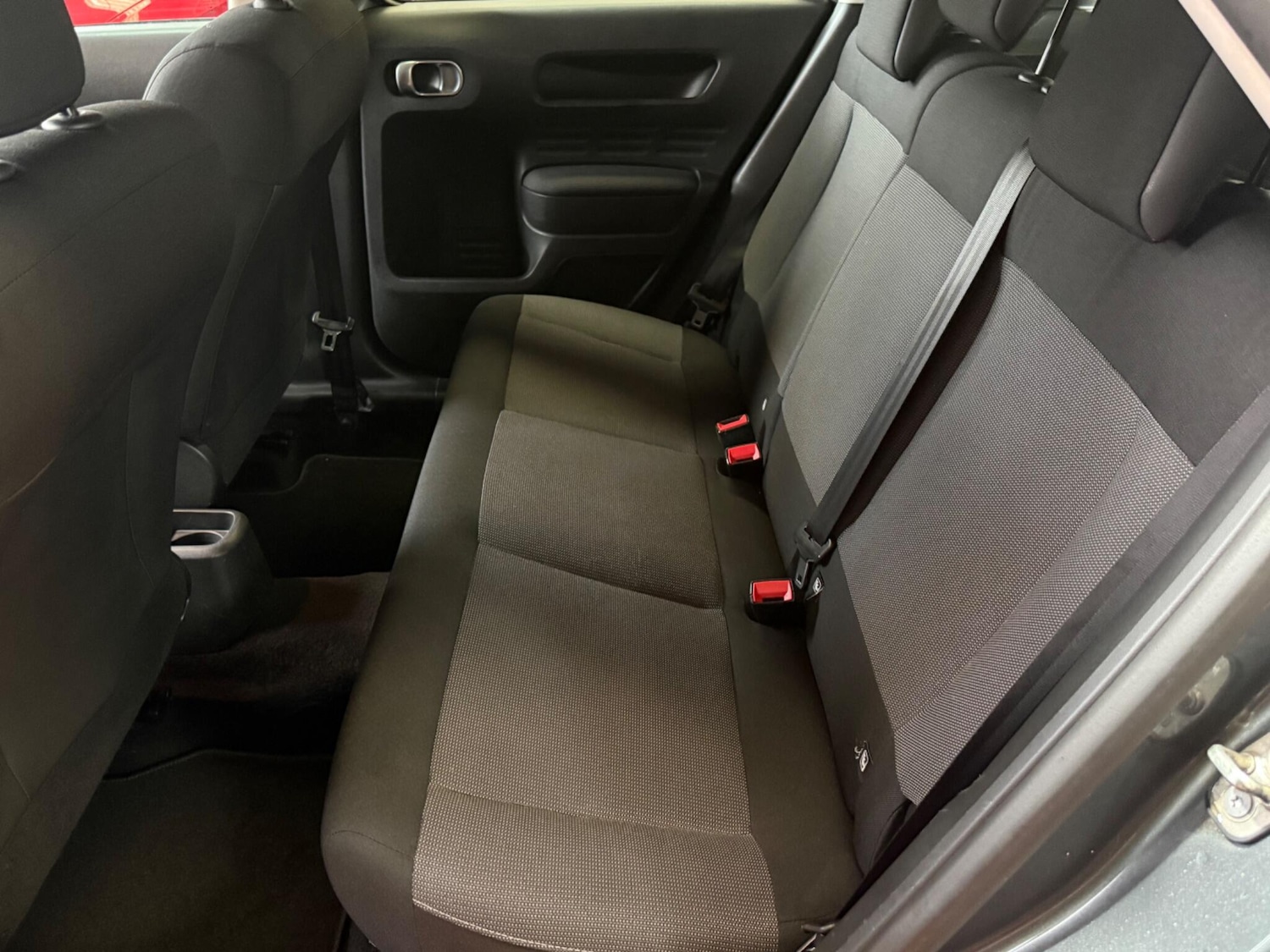 Used Citroen C4 Cactus for sale - 76993651: Photo 18