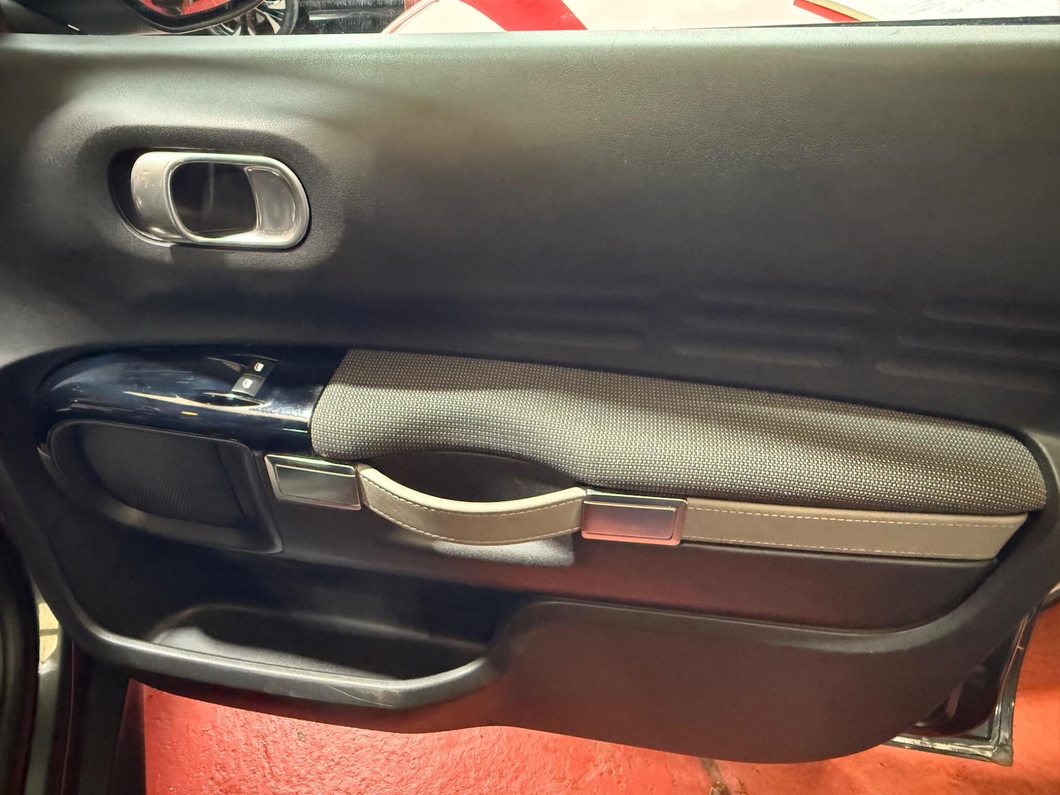 Used Citroen C4 Cactus for sale - 76993651: Photo 24