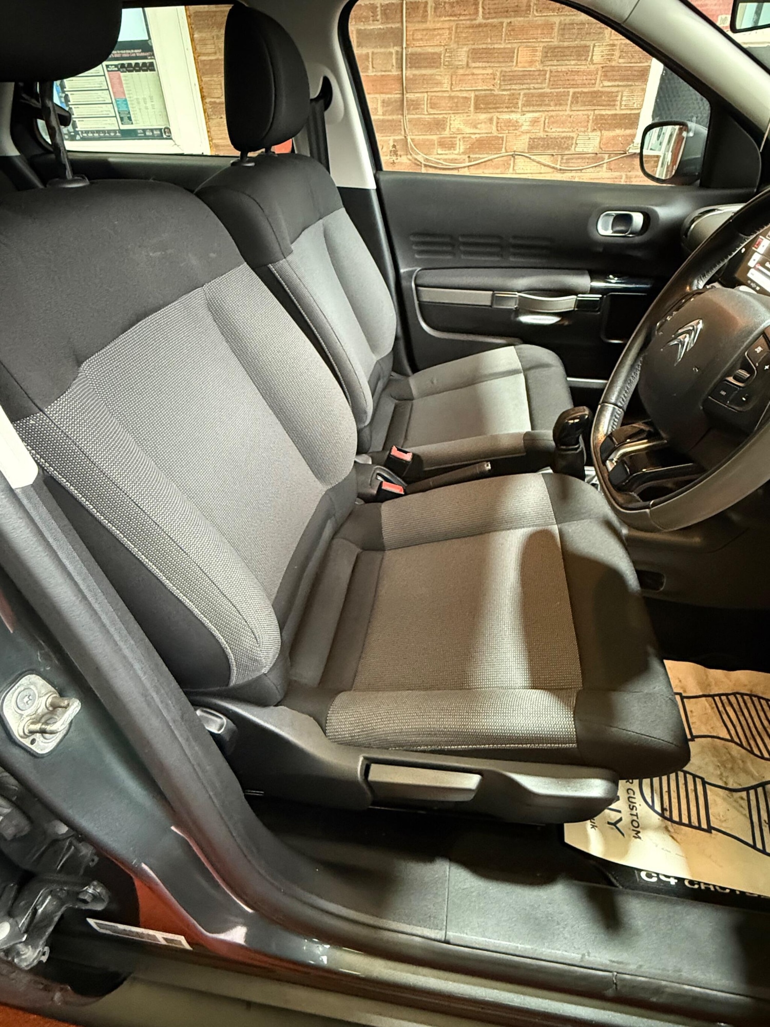 Used Citroen C4 Cactus for sale - 76993651: Photo 30