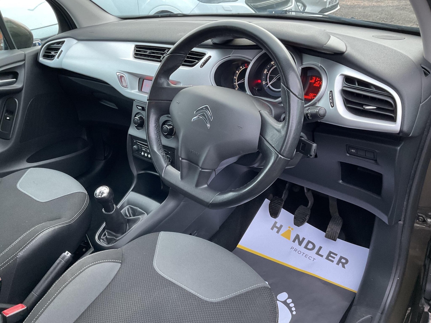 Used Citroen C3 2013 for sale - 77908596: Photo 21