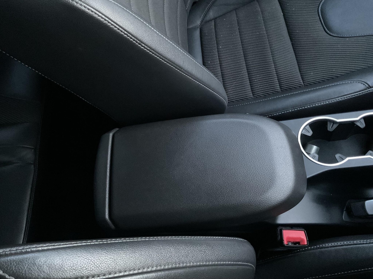 Used Ford Kuga 2014 for sale - 77174673: Photo 20