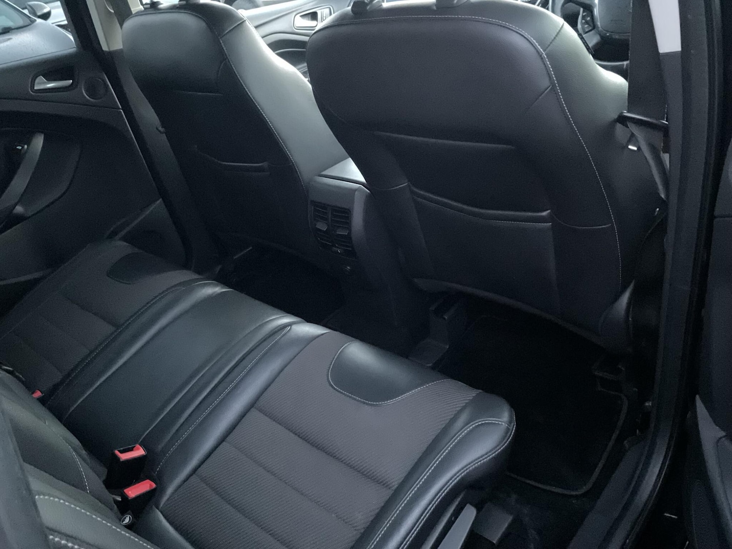 Used Ford Kuga 2014 for sale - 77174673: Photo 24