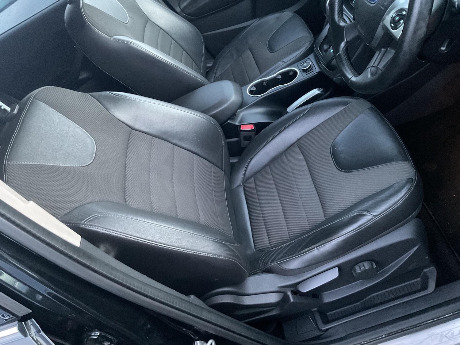 Used Ford Kuga 2014 for sale - 77174673: Photo 43