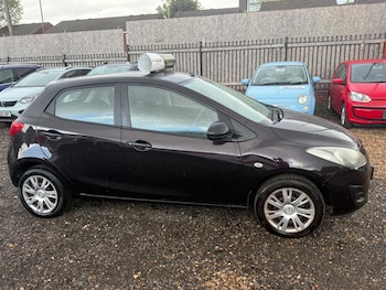 Used Mazda Mazda2 2011 for sale - 78647959: Photo