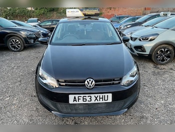 Used Volkswagen Polo 2014 for sale - 77839705: Photo