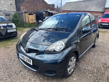 Used Toyota AYGO 2011 for sale - 78868111: Photo