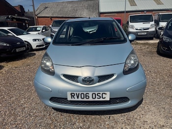 Used Toyota AYGO 2006 for sale - 79496984: Photo