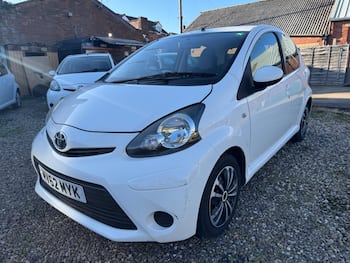 Used Toyota AYGO 2013 for sale - 79807525: Photo