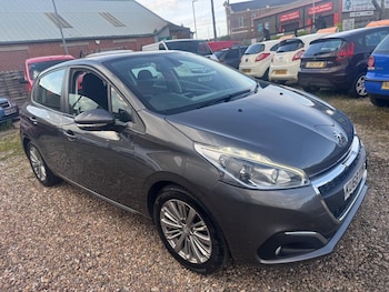 Used Peugeot 208 2018 for sale - 78797271: Photo
