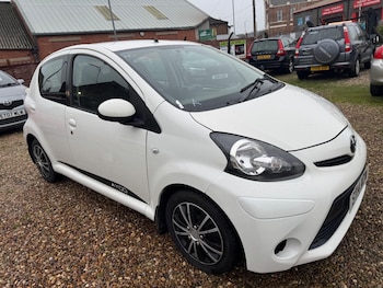 Used Toyota AYGO 2014 for sale - 78771855: Photo