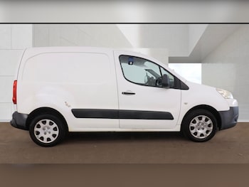 Used Peugeot Partner 2010 for sale - 79512779: Photo