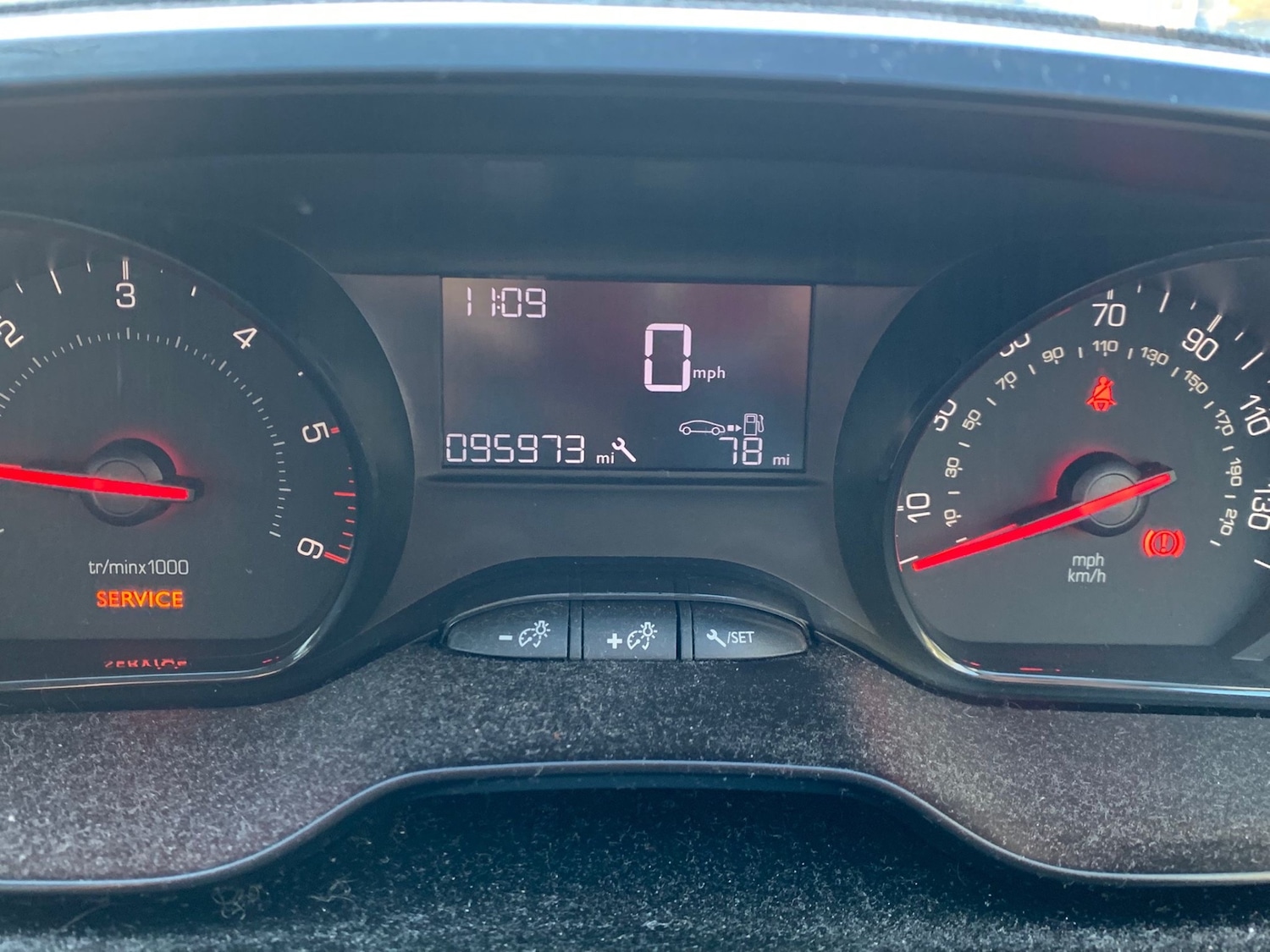 Used Peugeot 208 2013 for sale - 77977361: Photo 14