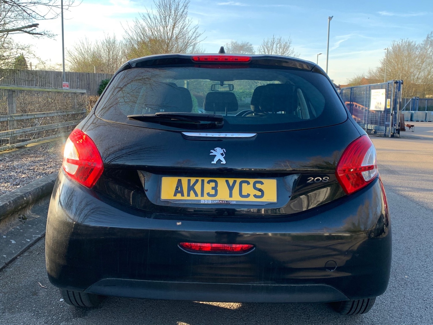 Used Peugeot 208 2013 for sale - 77977361: Photo 7