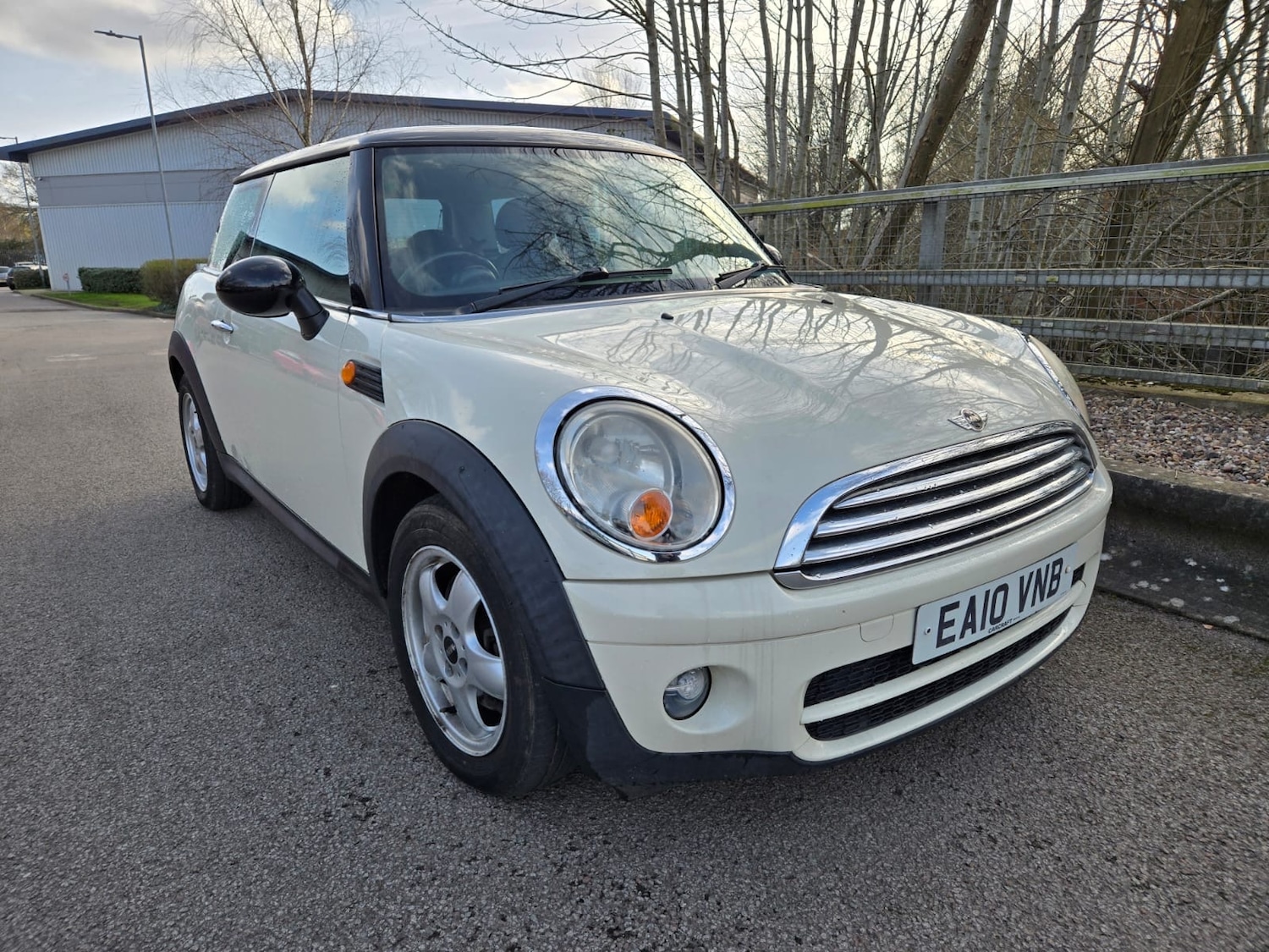 Used MINI Hatch 2010 for sale - 77832065: Photo 4