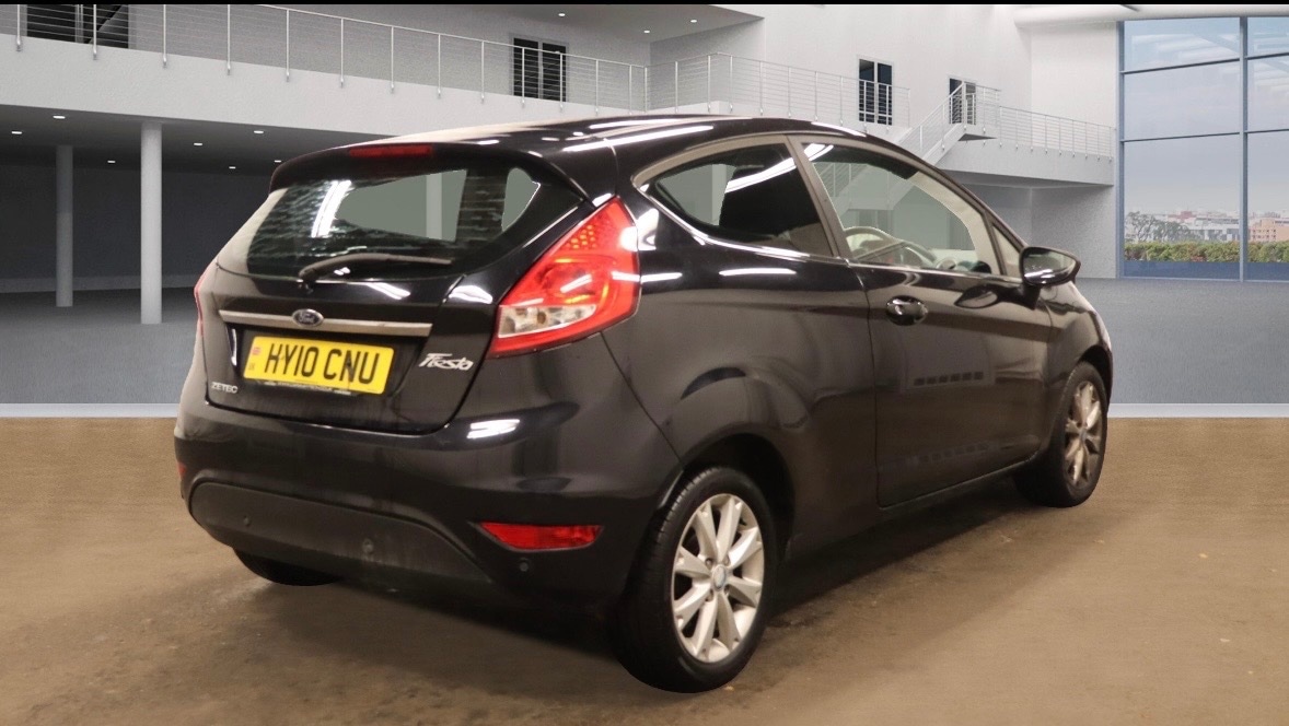 Used Ford Fiesta 2010 for sale - 76286799: Photo 4