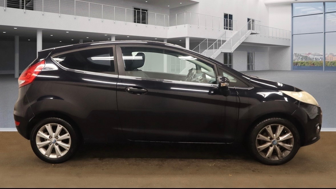 Used Ford Fiesta 2010 for sale - 76286799: Photo 5