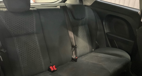 Used Ford Fiesta 2010 for sale - 76286799: Photo 9