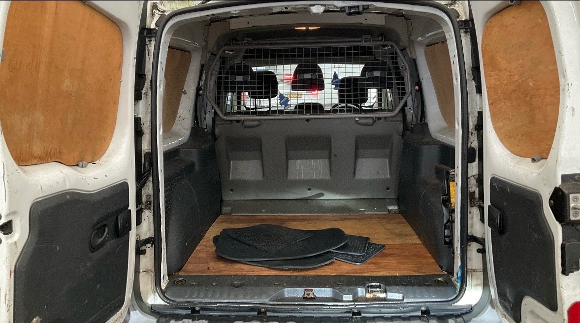 Used Renault Kangoo 2011 for sale - 76022758: Photo 3