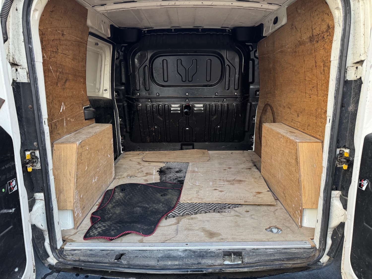 Used Vauxhall Combo 2012 for sale - 76316455: Photo 6