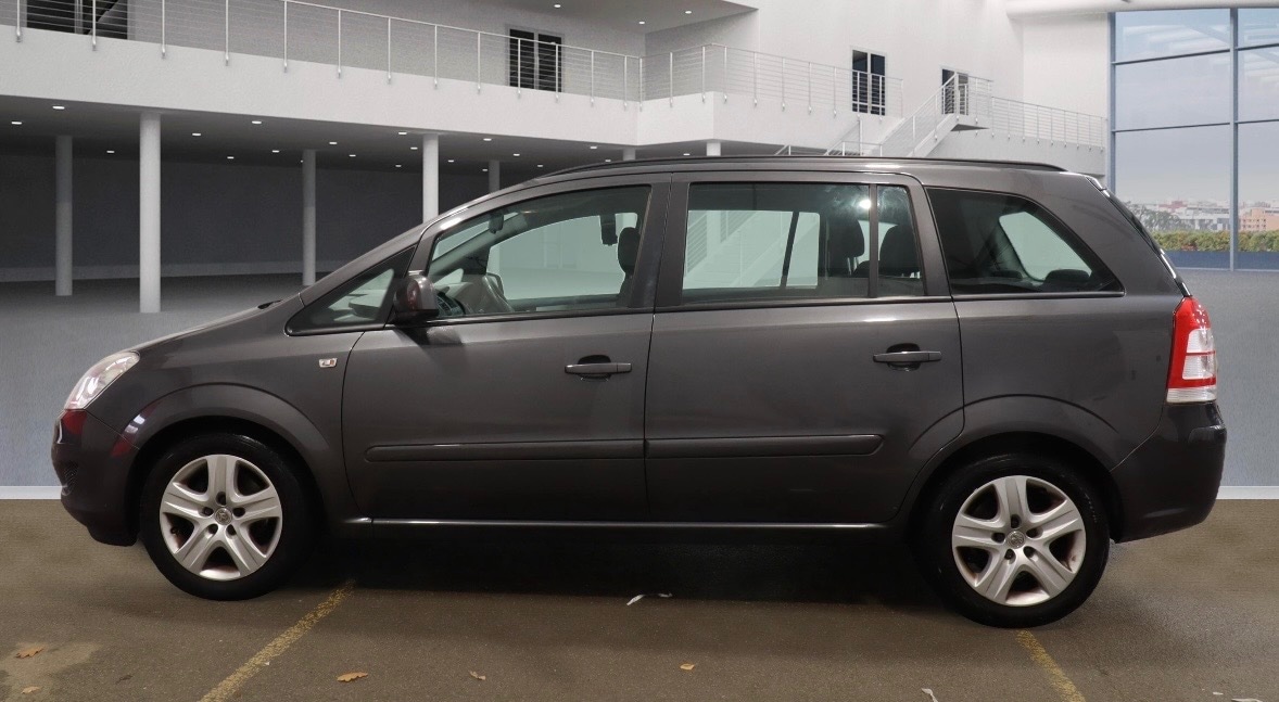 Used Vauxhall Zafira 2009 for sale - 76504456: Photo 5