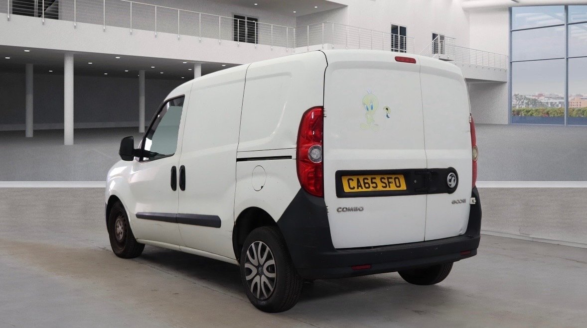Used Vauxhall Combo 2016 for sale - 78026065: Photo 2