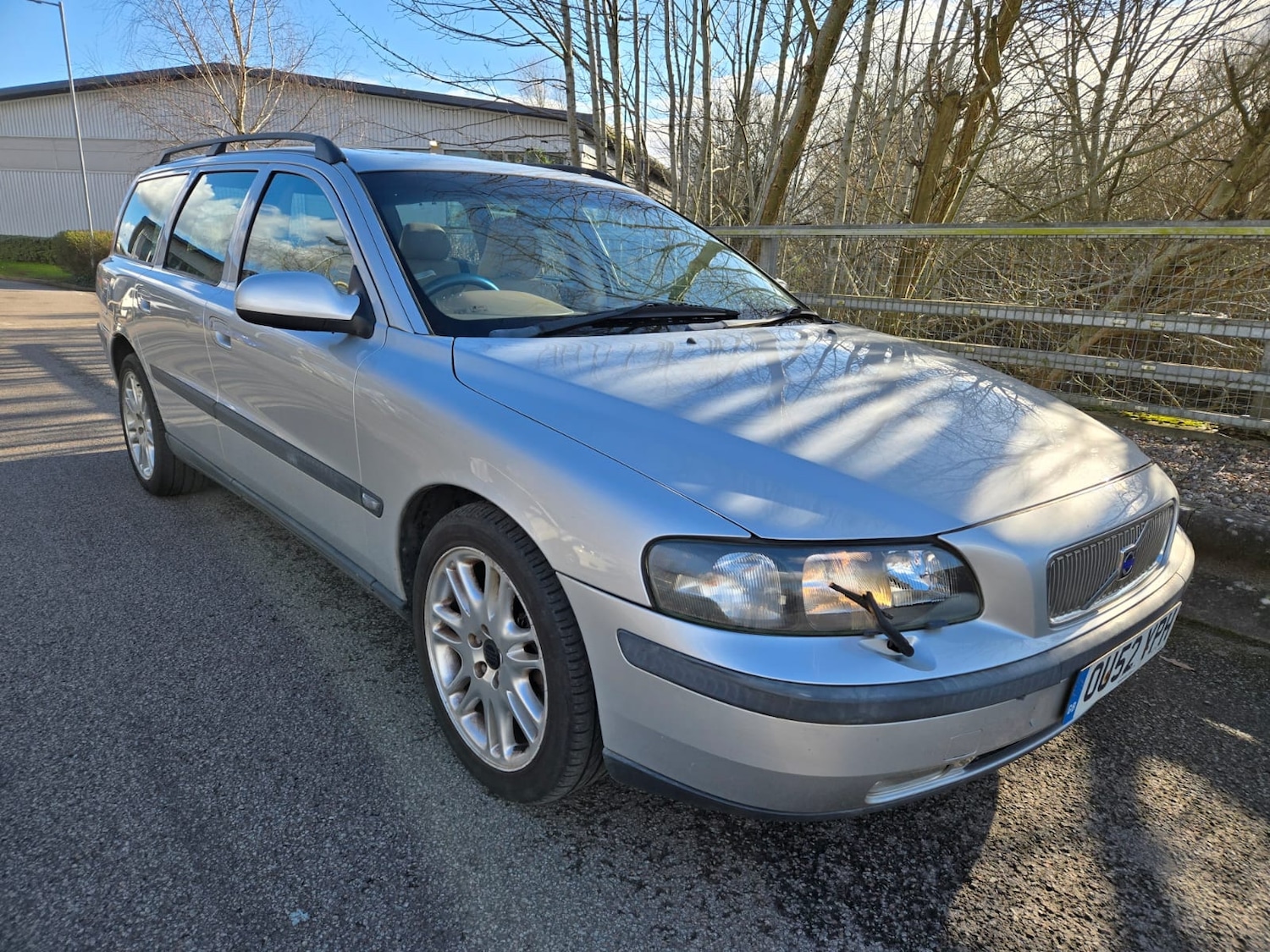 Used Volvo V70 2002 for sale - 77979971: Photo 17