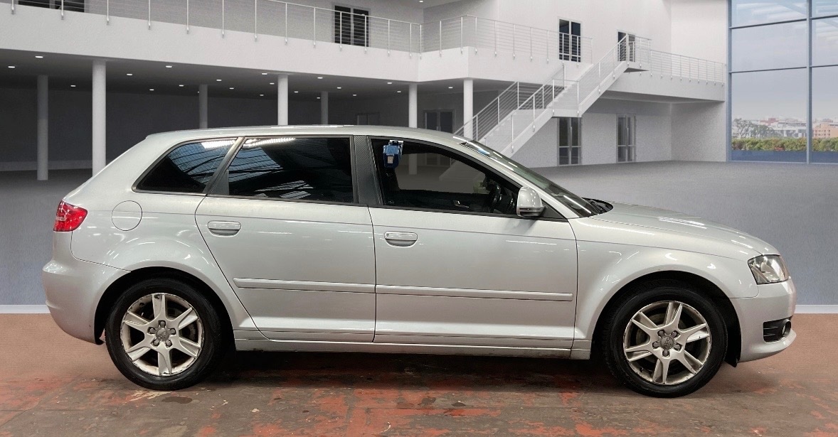 Used Audi A3 2010 for sale - 76527443: Photo 3