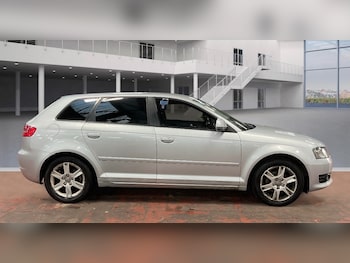 Used Audi A3 2010 for sale - 76527443: Photo