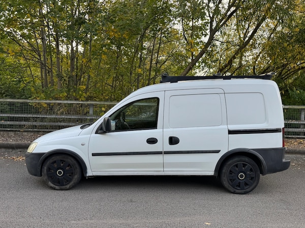 Used Vauxhall Combo 2006 for sale - 76143107: Photo 3